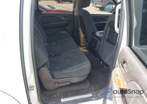 2007 Chevrolet Suburban 1500 Lt из США, поврежденный, VIN 1GNFK16327J346901